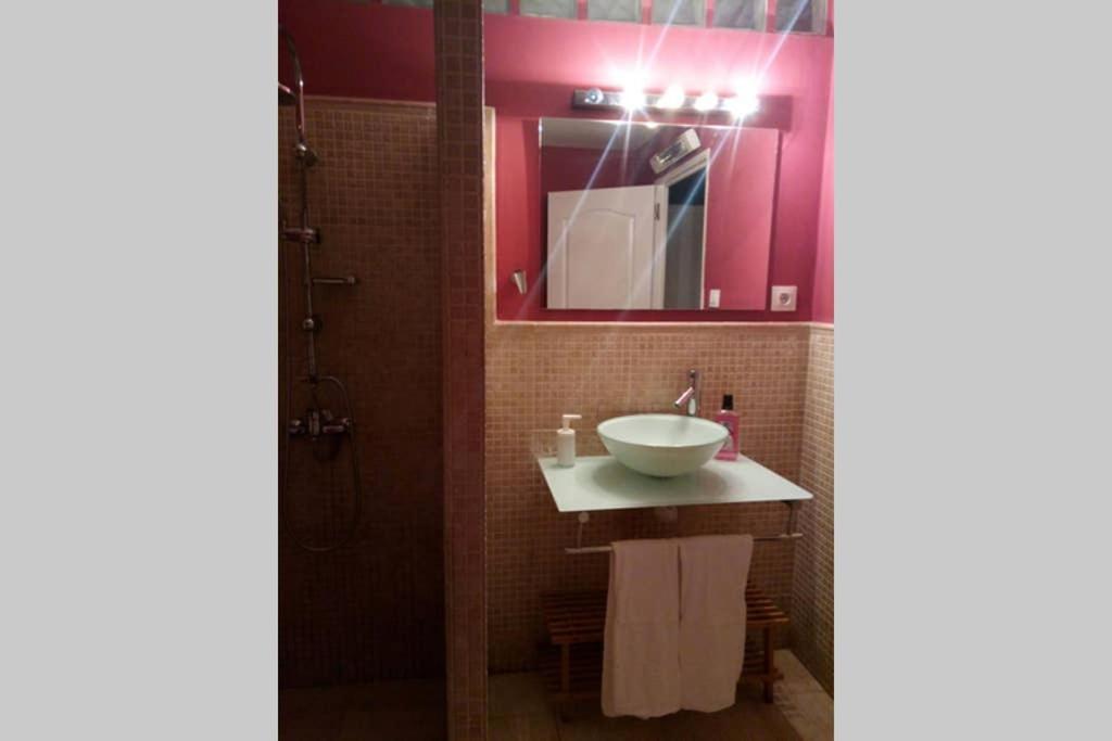 Sevilla ,Piso Completo En Buena Zona,Wifi Y Aparcamiento Ngoại thất bức ảnh