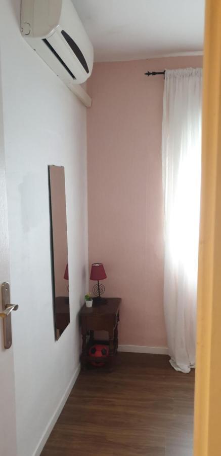 Sevilla ,Piso Completo En Buena Zona,Wifi Y Aparcamiento Ngoại thất bức ảnh